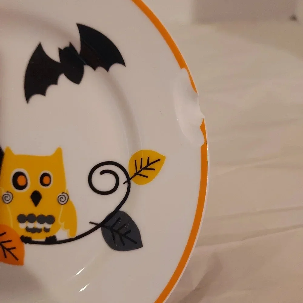 Ciroa Simple Serve Porcelain Halloween Owl, Spider & Owl Appetizer Plates x 4